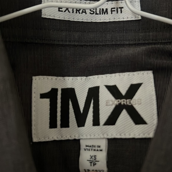 Express Button Up - Picture 2 of 3